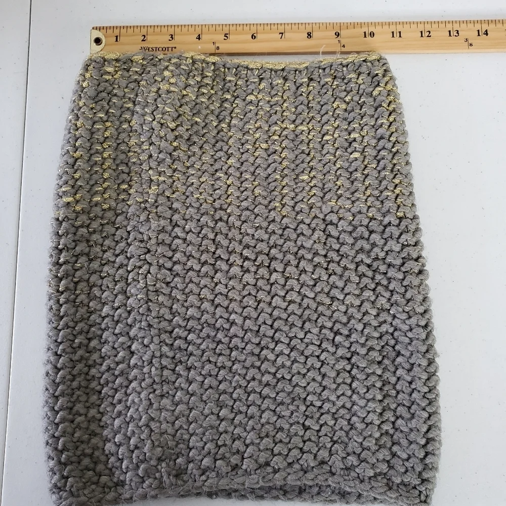 Verloop Knit Hat and Neck Scarf Set Gray and Metallic Slouchy Skull Cap Cowl